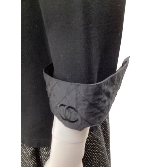 Chanel Top Women’s Size L Satin Trim Stretchy CC Logo On The Quilted Cuffs Black - Picture 4 of 6